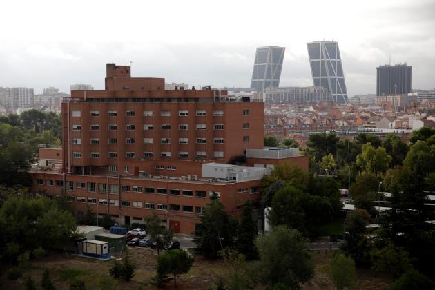 El hospital Carlos II de Madrid (Foto Reuters)