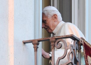 Benedicto XVI regresa mañana a vivir definitivamente en Vaticano