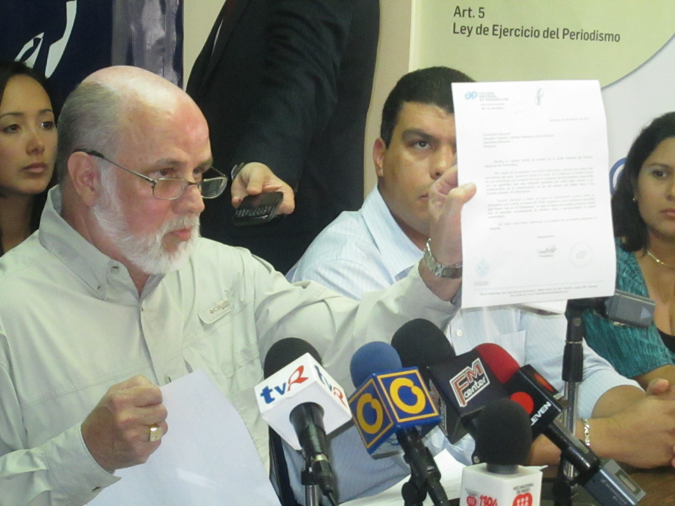 CNP exige pronunciamiento del Ministro Villegas ante señalamientos a periodistas