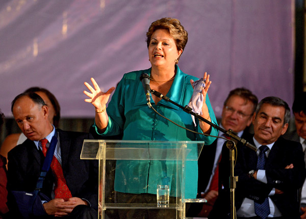 “Satanás está infiltrado en gobierno de Rousseff”