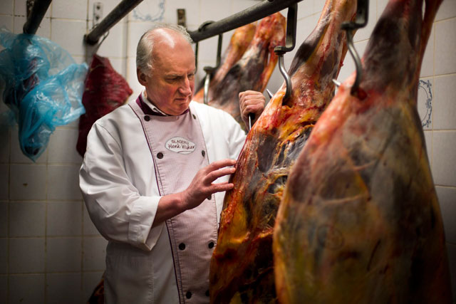 Francia devuelve la licencia a fábrica implicada en la crisis de la carne