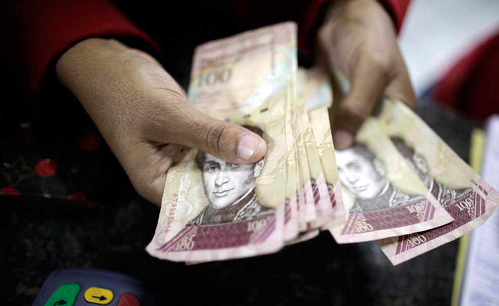 Devaluación de moneda venezolana aumentaría el contrabando en Colombia
