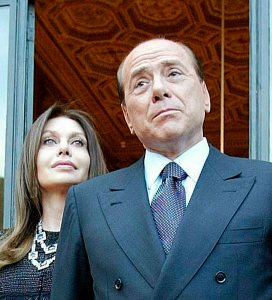 Berlusconi recurre los 100.000 euros diarios que debía pagar a su exmujer