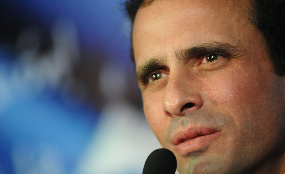 Capriles buscará derrotar por tercera vez a un ex vicepresidente
