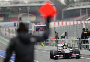 F1: Calificación de Australia es aplazada al domingo, 6 horas antes de carrera