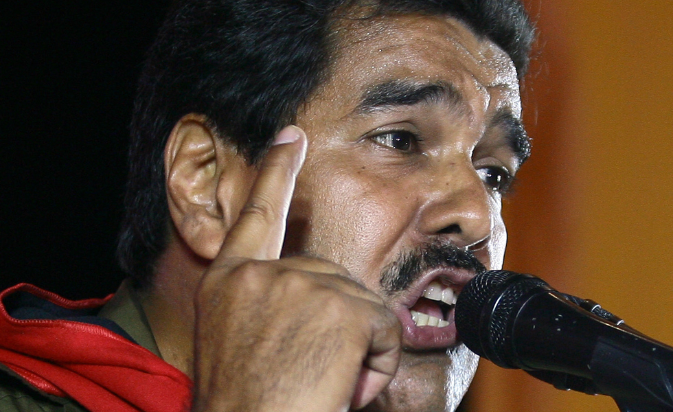 Maduro llama a votar para “garantizar el futuro y la paz perpetua”