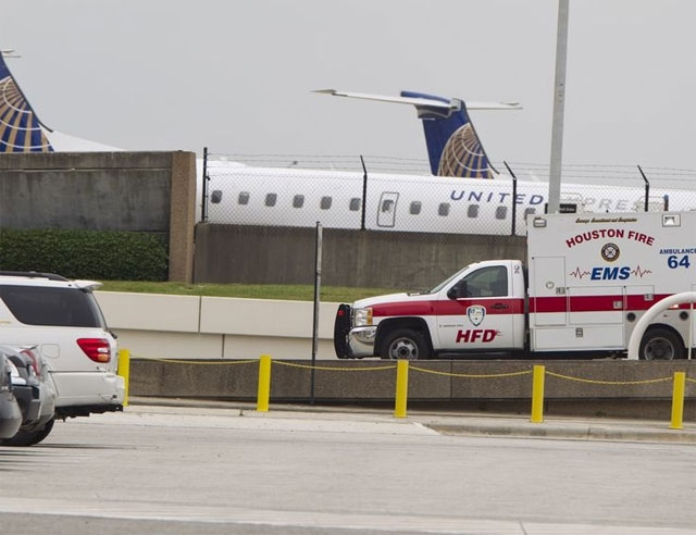 Un hombre se suicida en aeropuerto de Houston tras lanzar varios tiros al aire