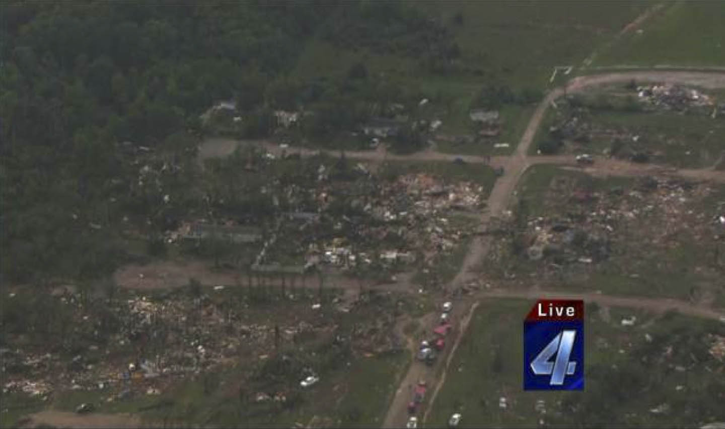 Tornado destructivo golpea Oklahoma City (6 fallecidos)