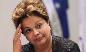 Dilma Rousseff descarta cambios en su gabinete