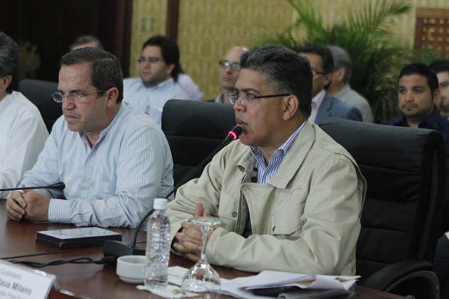 Cancilleres de Venezuela y Ecuador instalaron reunión ministerial