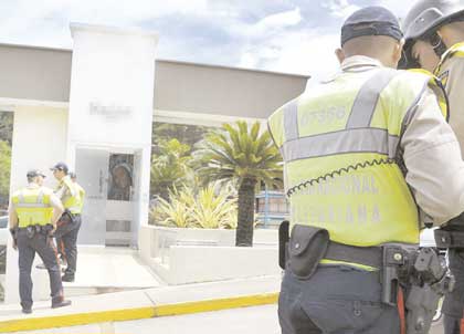 Fallece teniente de la aviación durante tratamiento estético