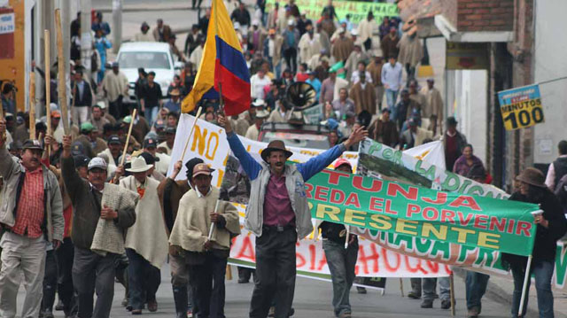 Detienen en Colombia a líder de protesta campesina acusado de nexo con FARC