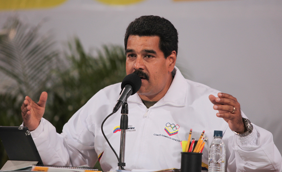 Maduro informa creación de tercer sistema de administración de divisas