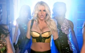 Britney Spears regresa con su sensualidad en nuevo videoclip