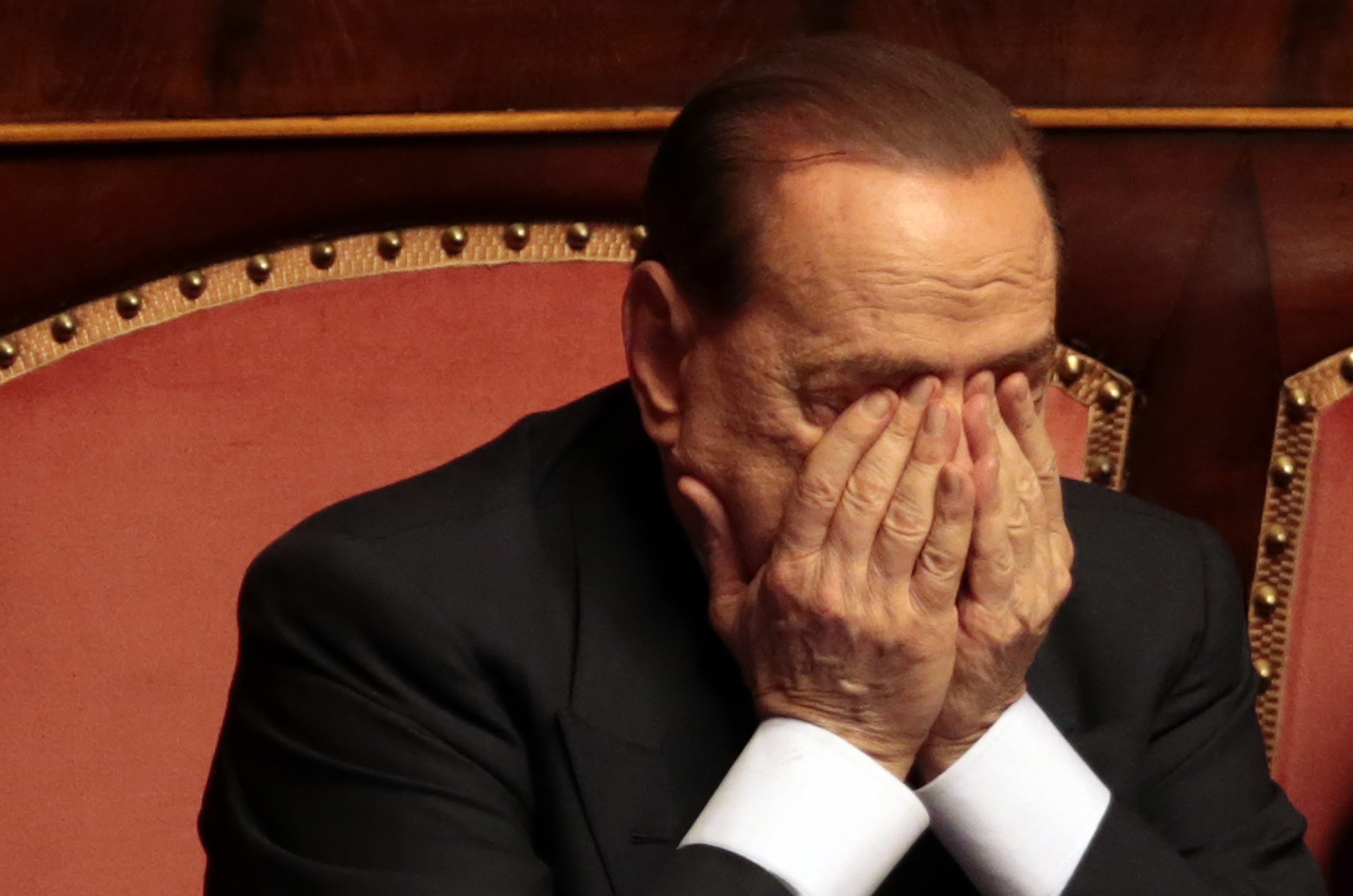 Reducen la pena de inhabilitación de Berlusconi