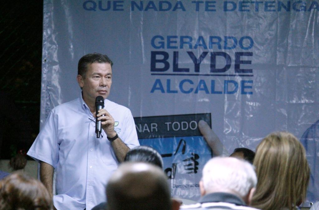 Blyde denunció ventajismo oficial en campaña del 8D