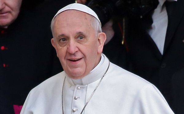 Papa Francisco: Internet es un regalo de Dios