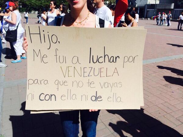 Así apoyan las madres venezolanas a sus hijos (Foto)