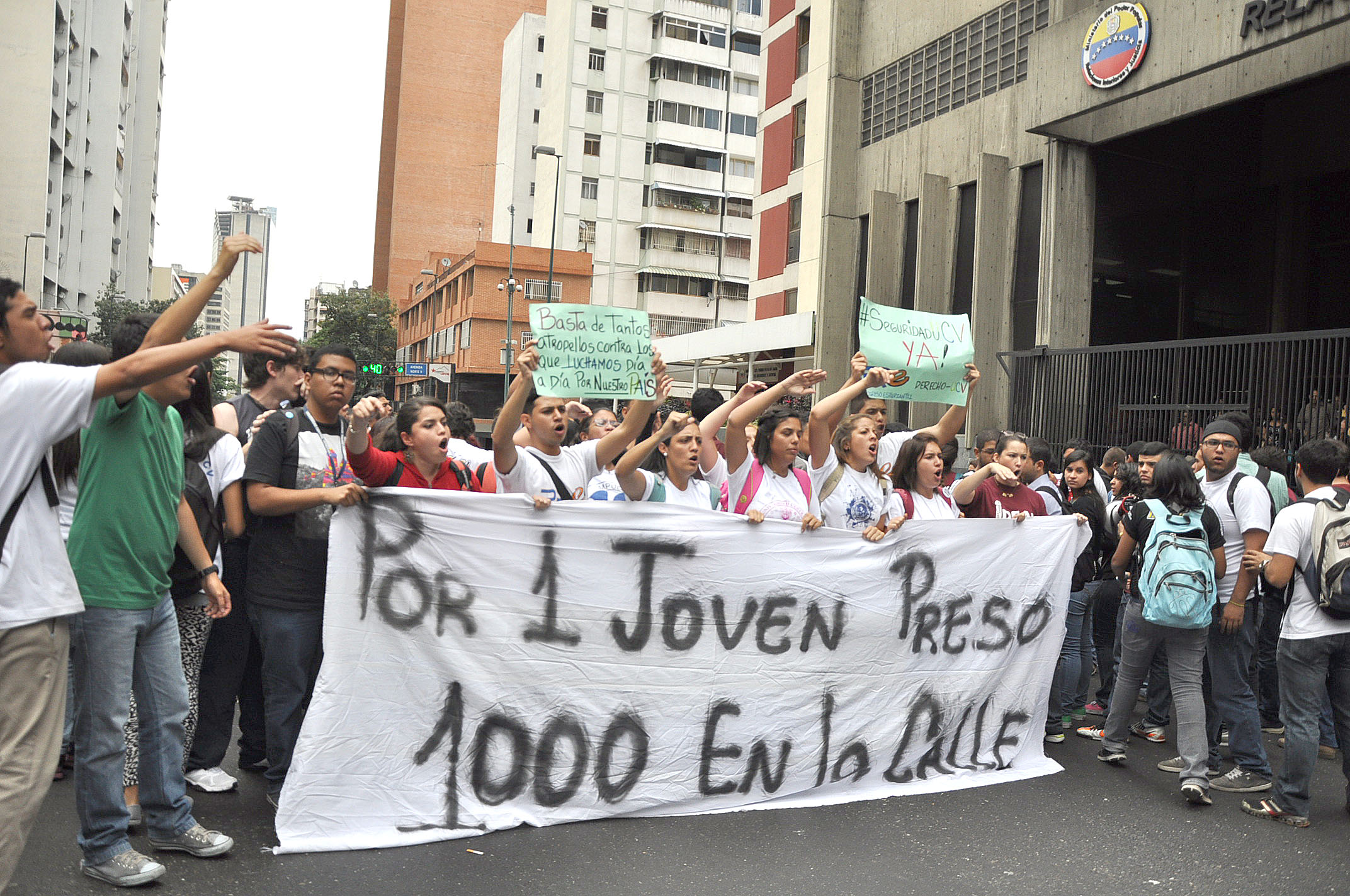 Marchas y contramarchas calientan la atmósfera política en Venezuela