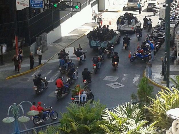 Chavistas buscan infiltrarse en la marcha opositora del 12F (FOTOS)