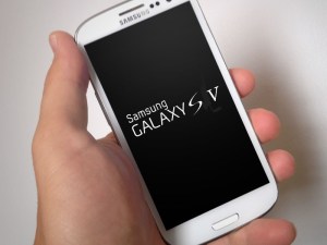 Samsung podría presentar su Galaxy S5 el 24 de febrero