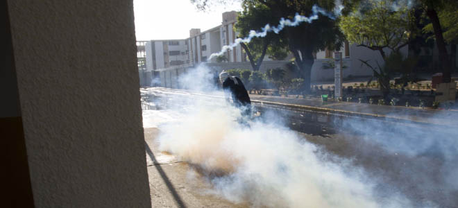 Nueve heridos dejó ataque de la GNB en cuatro urbanismos de Maracaibo