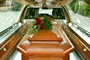Un hombre de 78 años resucita en la funeraria cuando iba a ser embalsamado