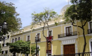 Venezuela llama a consulta a su embajador en España