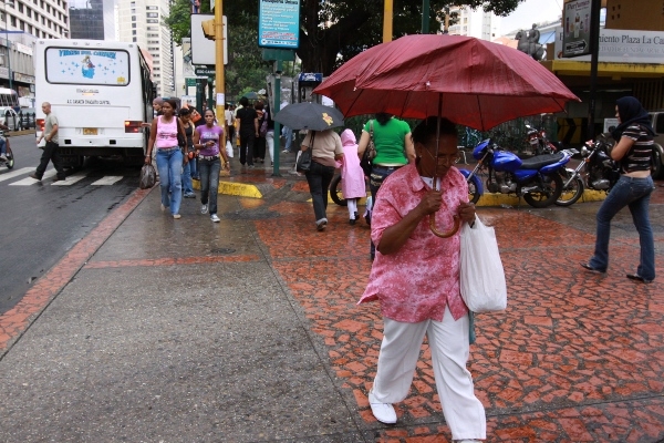 Se esperan lluvias por onda tropical para este sábado