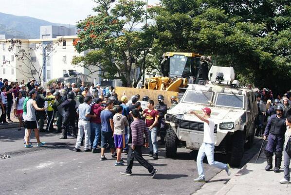 Enfrentamientos dejan al menos un herido por perdigón en Mérida (Fotos)