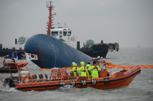 Presidenta surcoreana indignada por actitud del capitán del ferry naufragado