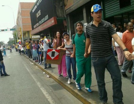 En Maracay hacen cadena humana (Foto)