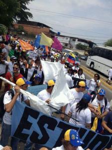 Mujeres en Vargas marcharon por la liberación de estudiantes detenidos (Fotos)