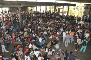 Estudiantes de la UCV: Calle y más calle es lo que le espera al Gobierno (Fotos)