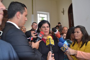 Difieren audiencia de imputación de María Mercedes Aranguren