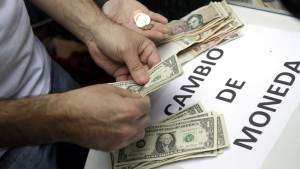 Concejales piden investigar defalco con los dólares de Cadivi