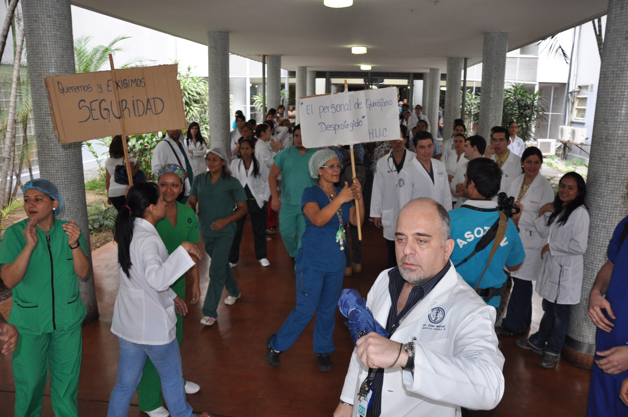 En medio de la peor crisis de salud, Venezuela celebra Día del Médico