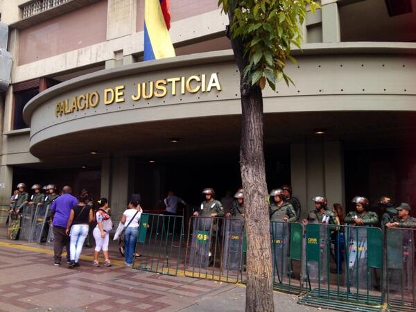 Presentarán a sargentos de la GNB por evasión de un detenido del Palacio de Justica