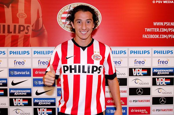 Andrés Guardado fue presentado por el PSV