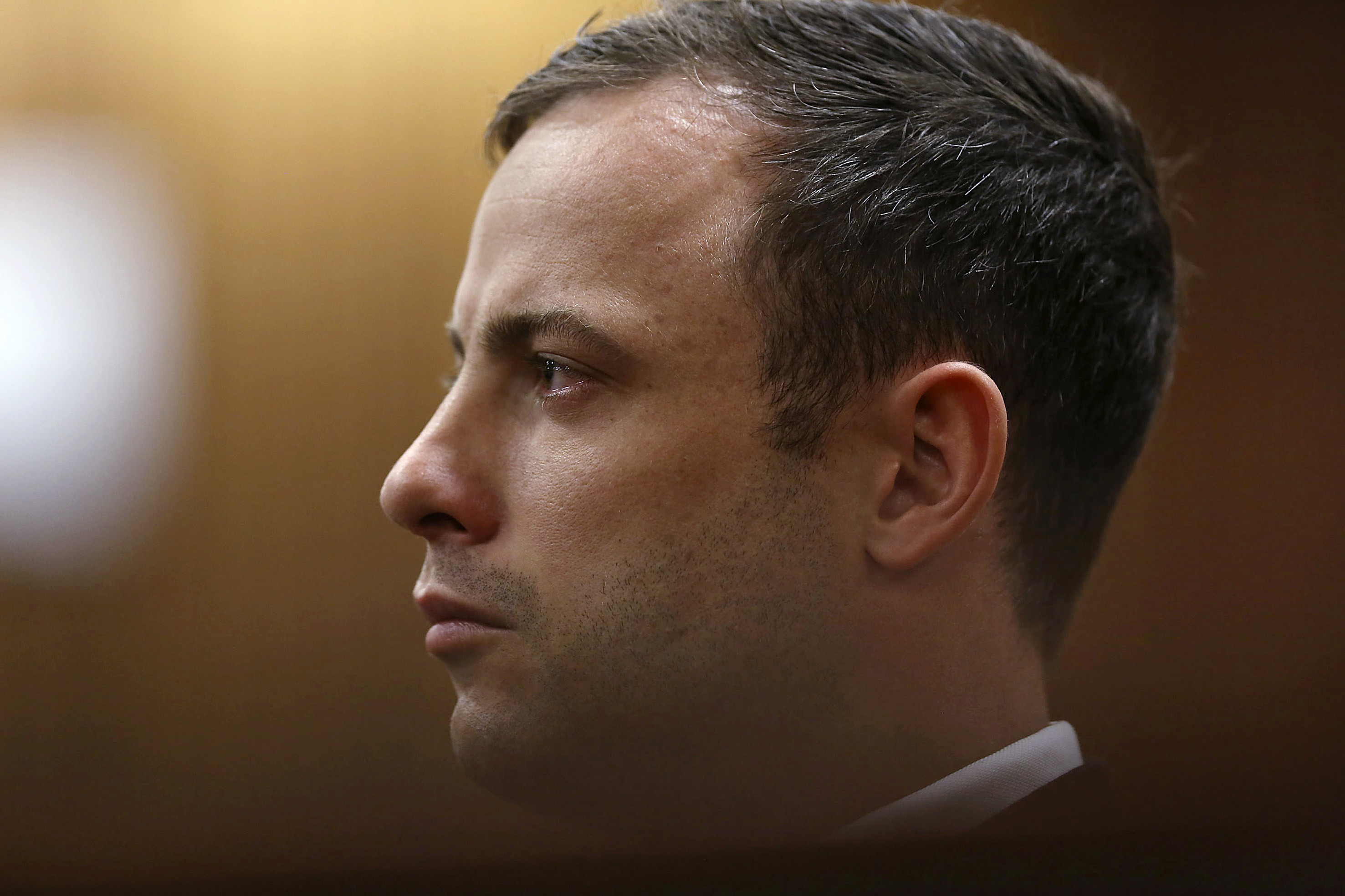 Pistorius obtiene libertad bajo fianza tras su condena por asesinato