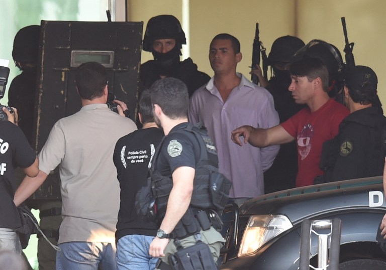 Se entrega secuestrador que colocó explosivos a rehén en hotel de Brasil