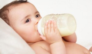 ¿Cómo disminuir los gases y cólicos de tu bebé?