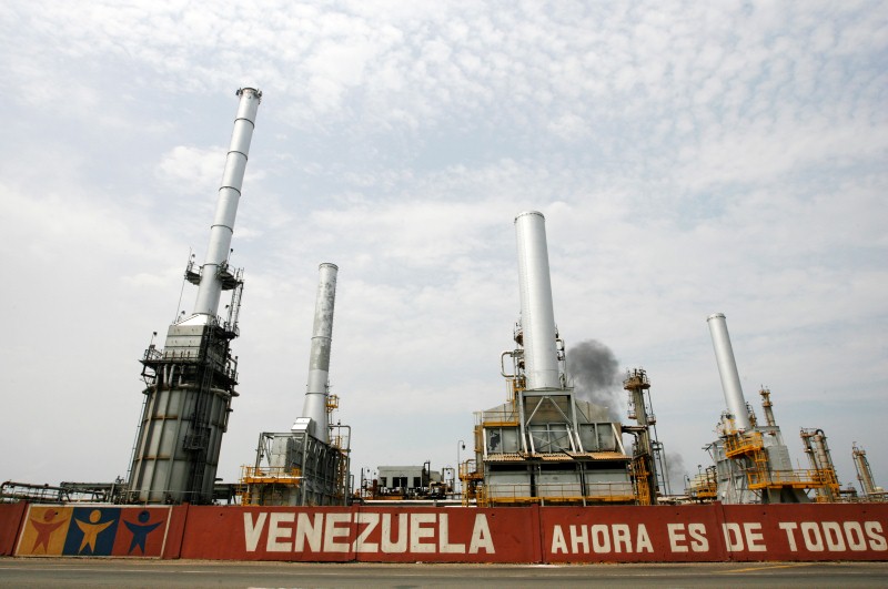 ConocoPhillips estudia vender petróleo venezolano en EEUU para recuperar el dineral que les debe el chavismo