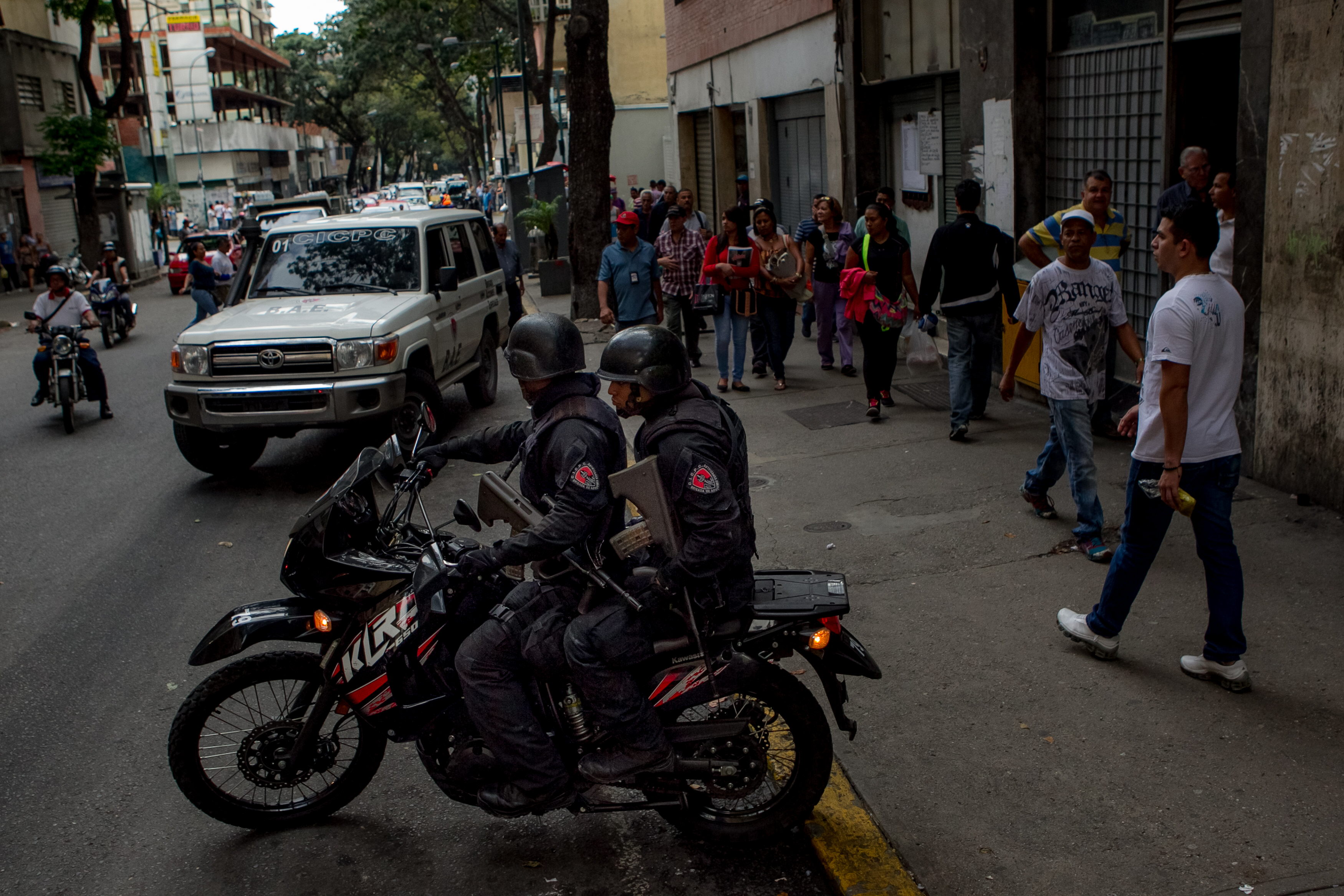 Cicpc investigaba siete homicidios durante allanamiento en el edificio Manfredir