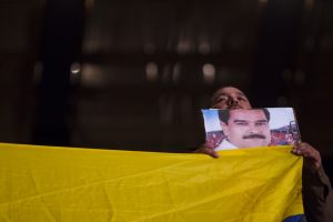 Maduro se prepara para invertir más en propaganda a pesar de la crisis