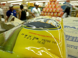 Productos en supermercados aún no marcan precio de venta justo