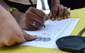 Arranca en las universidades del Zulia recolección de firmas por la Constituyente
