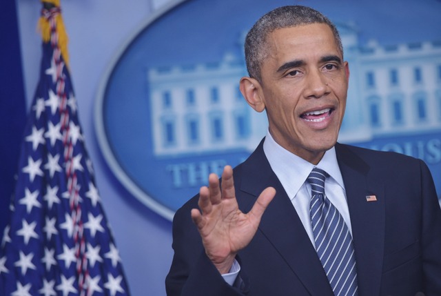Obama condena la violencia “criminal” en Ferguson