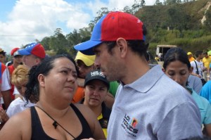 Capriles: Dar soluciones al pueblo es la mejor forma de rendir tributo al padre de la patria