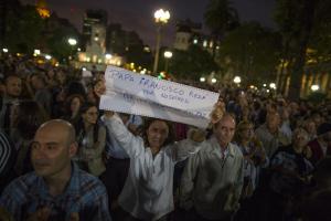 Argentina conmocionada toma las calles para pedir que se aclare muerte Nisman